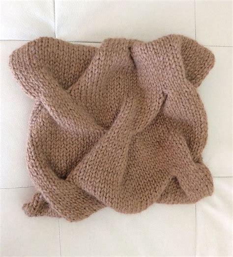 ravelry burberry cowl|Ravelry: It's So Cowl Outside pattern by Lily Go.